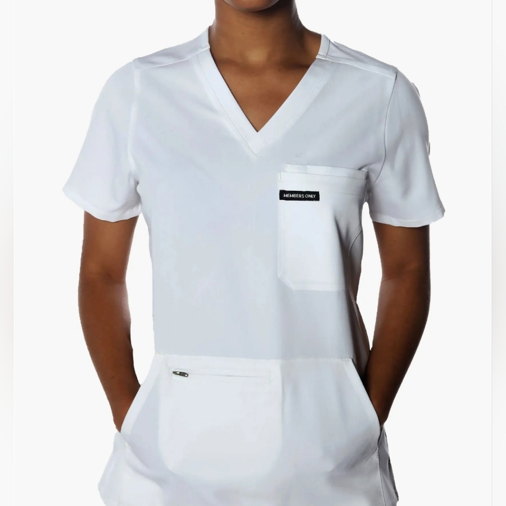 NWT, Members Only, White, V-neck, Five Pocket Scrub Top - Ladies Medium